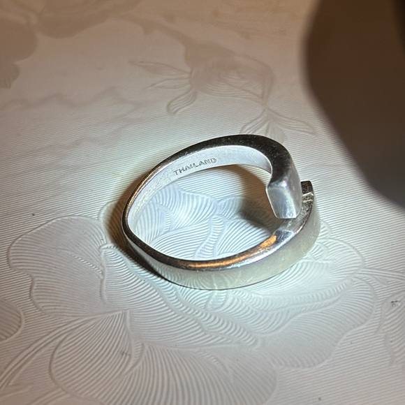 Vintage Sterling Silver Wrap Around Ring Marked NF 925 by Artist Thailand 6 3/4” - Picture 5 of 9